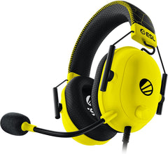 Audífonos Alámbricos Razer BlackShark v2 + USB Sound Card (Amarillo) - XBOX One / PlayStation 4 / Nintendo Switch / PC / Móvil